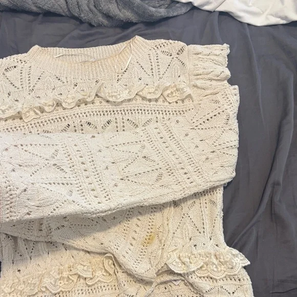Cream Lace Ruffle Sweater - Picture 2 of 6
